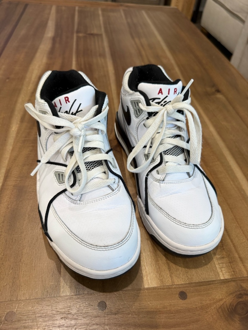 Nike Air Flight youth White and Black Basketball Shoes. Size 6.5Y sneakers